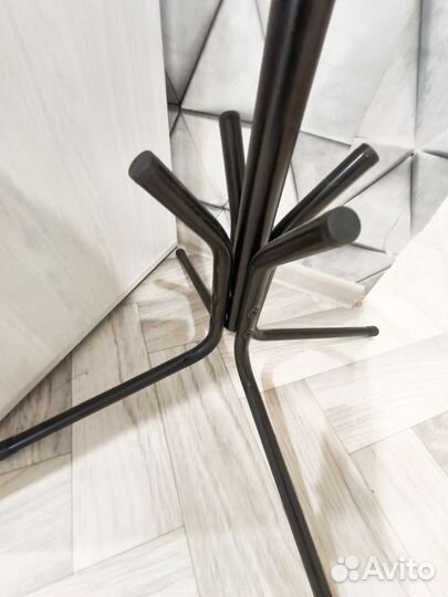 Вешалка напольная