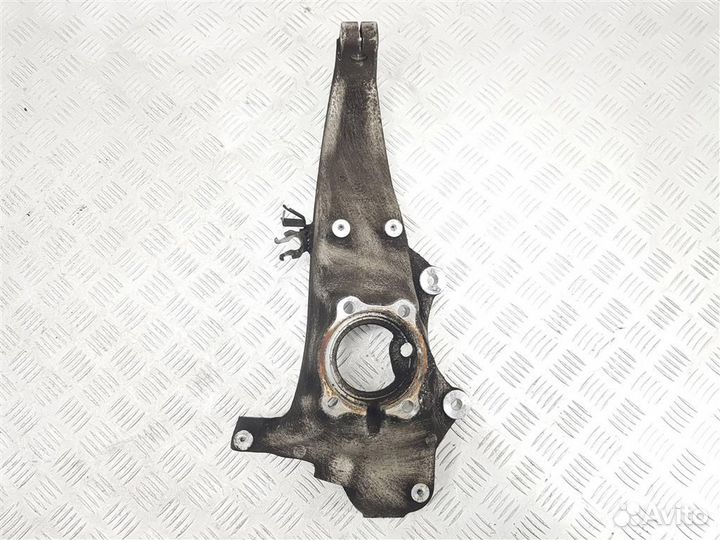 Кулак поворотный левый BMW 5 G30/G31