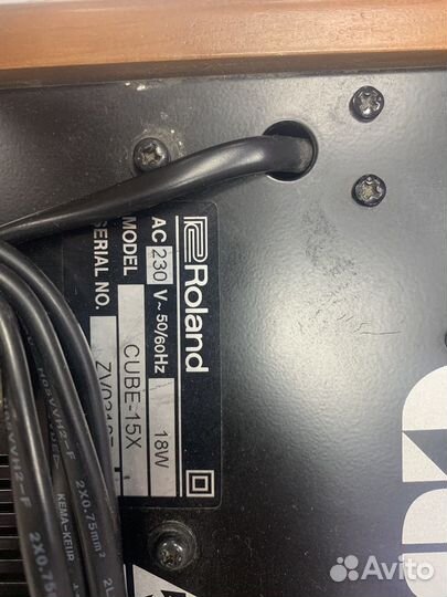 Комбоусилитель Roland cube 15x