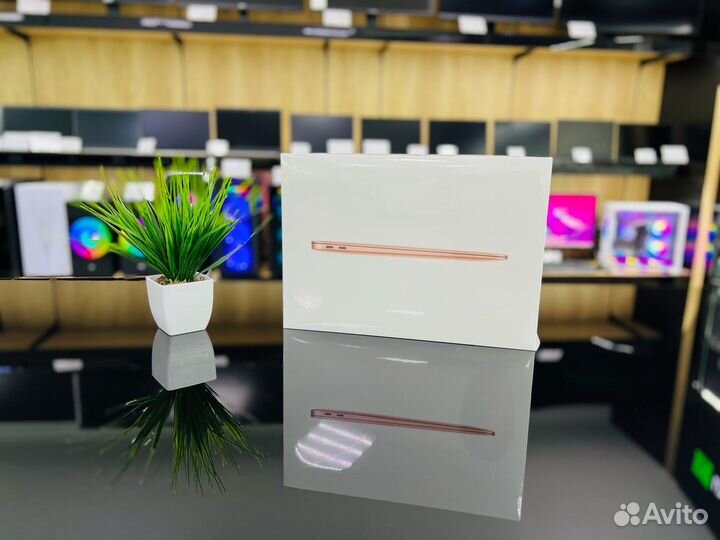 Macbook Air 13 2020 M1 8gb 256 Новый Для снг