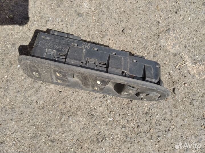 Блок кнопок стеклоподъёмников Пежо 308