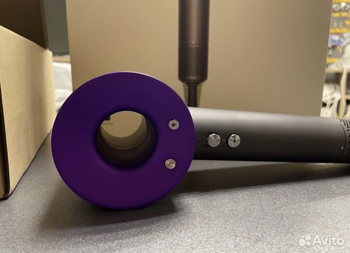 Фен Dyson supersonic