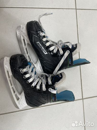 Хоккейные коньки bauer детские