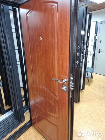 Дверь не стандартный 1900*860 правая