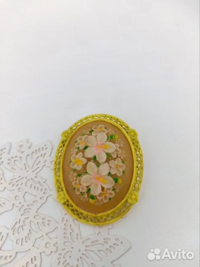 Винтажная брошь Цветы