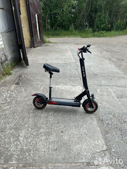 Самокат взрослый электрический бу
