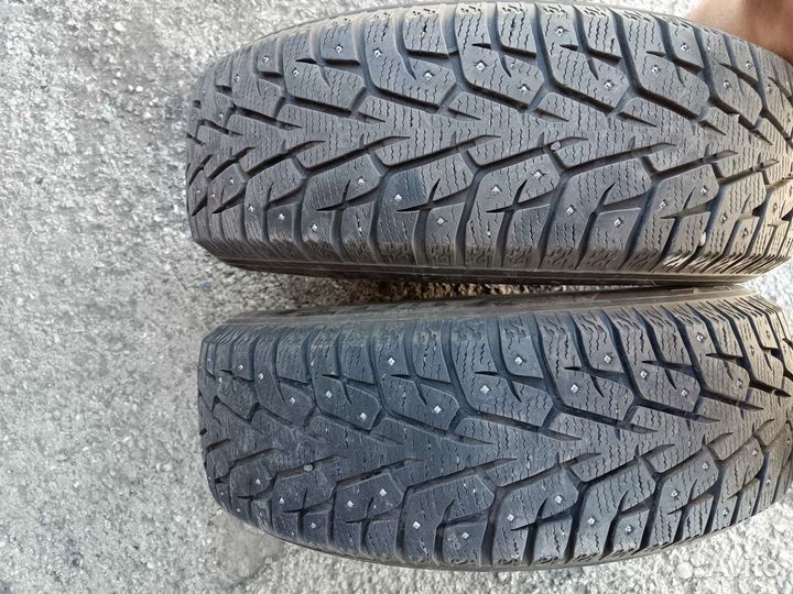 Yokohama Ice Guard IG55 215/65 R16 55L