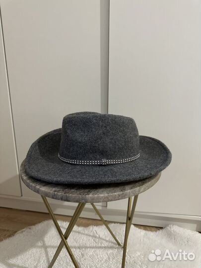 Шляпа hm