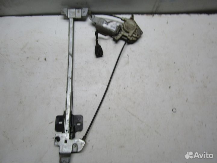 Стеклоподъемник электрический задней двери Лев