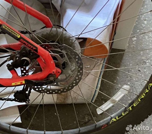 Велосипед GT avalanche sport 27.5,рама L и M