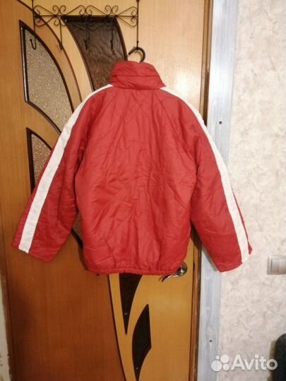 Женский лыжный костюм и краги