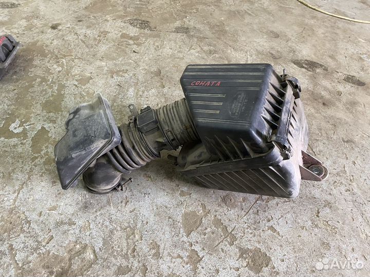 Корпус воздушного фильтра Хендай Соната 5 EF