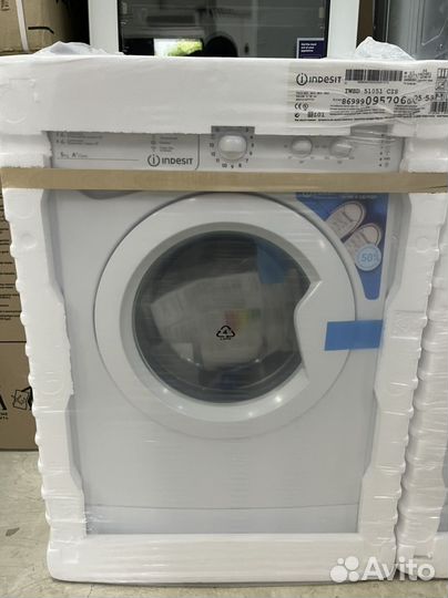 Стиральная машина Indesit 5кг под раковину