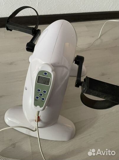 Педальный тренажер с электродвигателем Mini bike