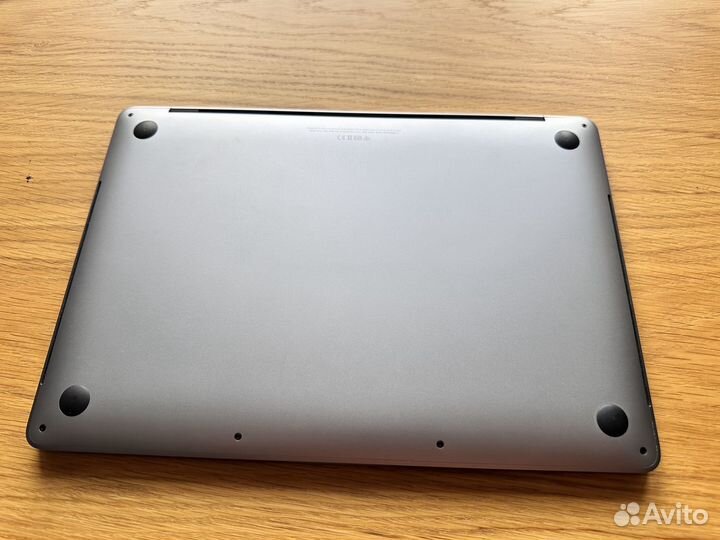 Macbook pro 13 2020 модельный год