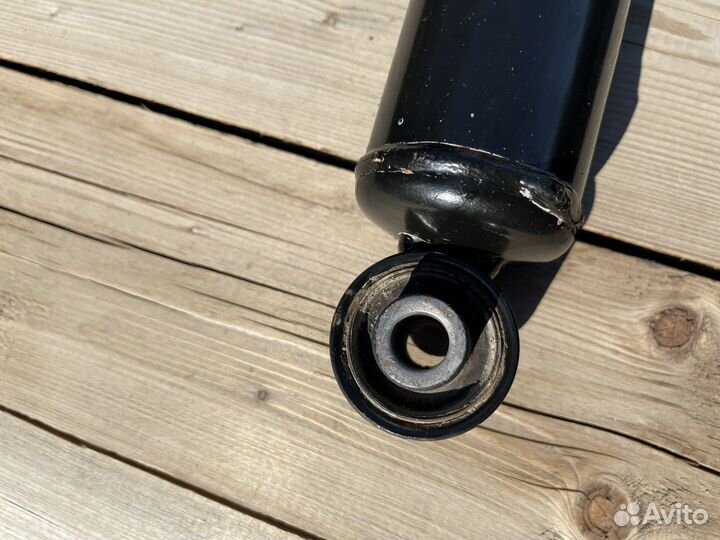 Задний амортизатор KIA sorento prime 55320-C5500