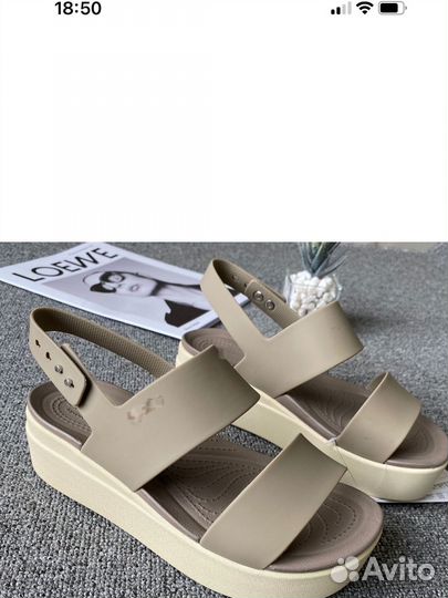 Босоножки crocs