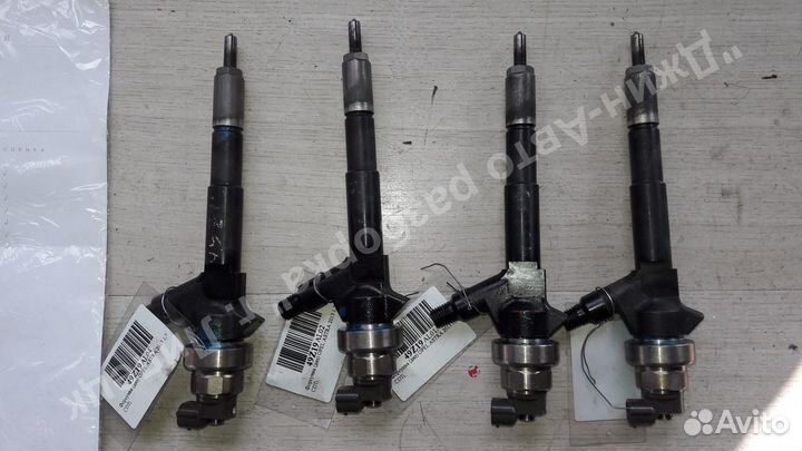 Форсунка 1.7 дизель Astra J Mokka Corsa D 55567729