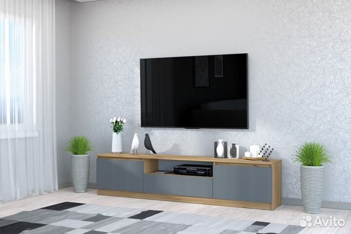 Тумба под Тв Хилтон