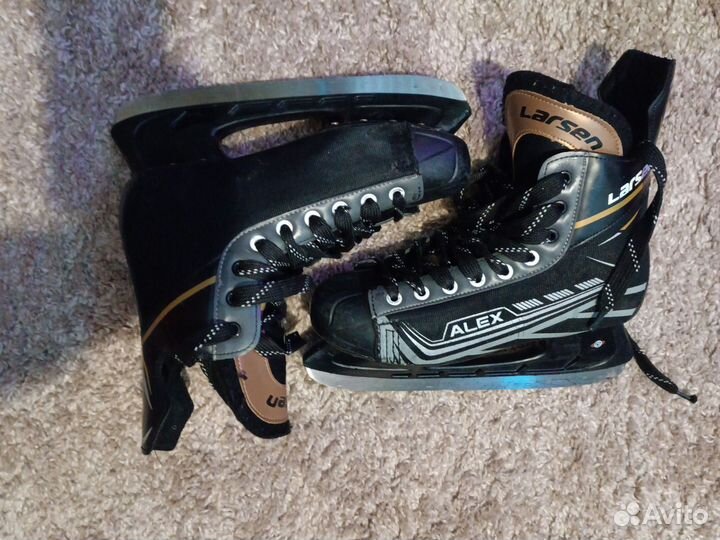Коньки хоккейные 42 размер larsen alex