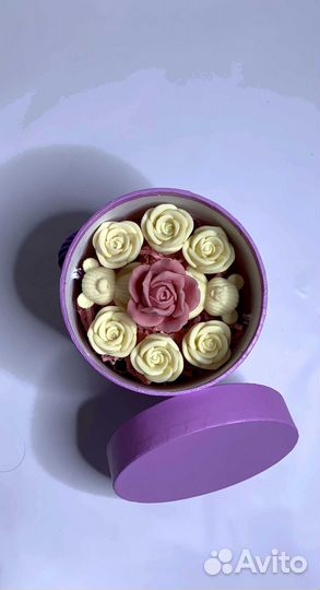 Сладкий подарок девушке