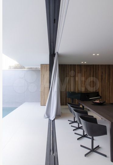 Коттедж 181 м² на участке 6 сот.