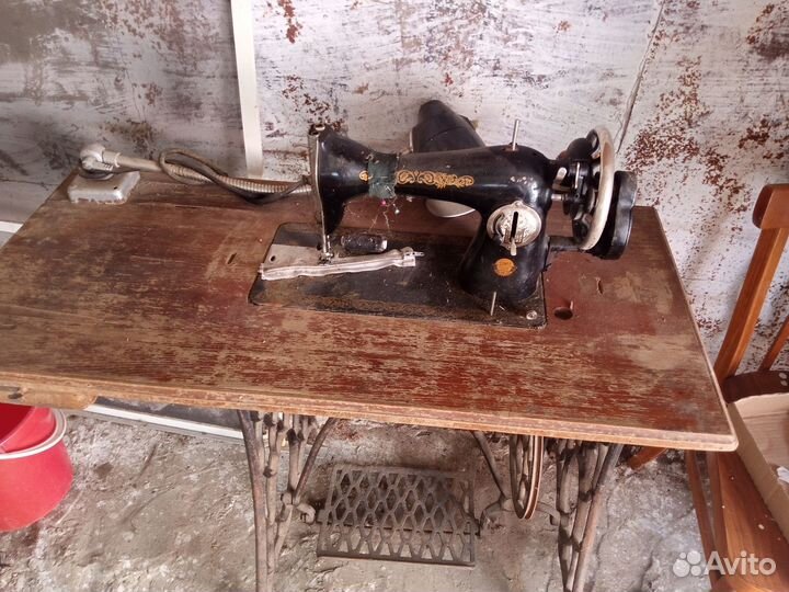 Швейная машинка