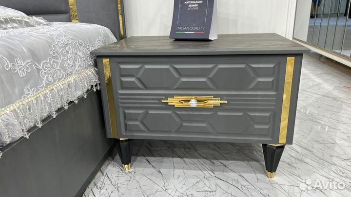 Спальные гарнитуры