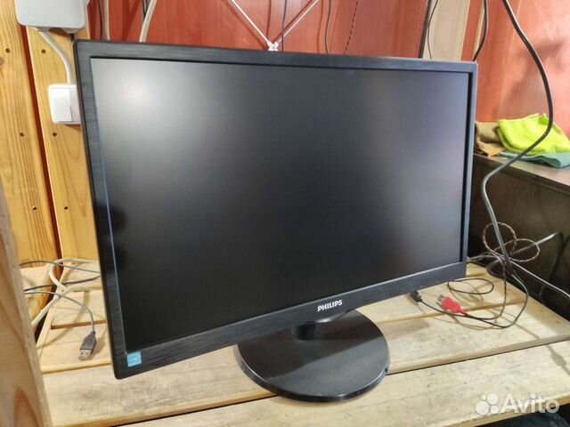 ЖК монитор Phillips 223v5lsb/22 дюйма/VGA/DVI