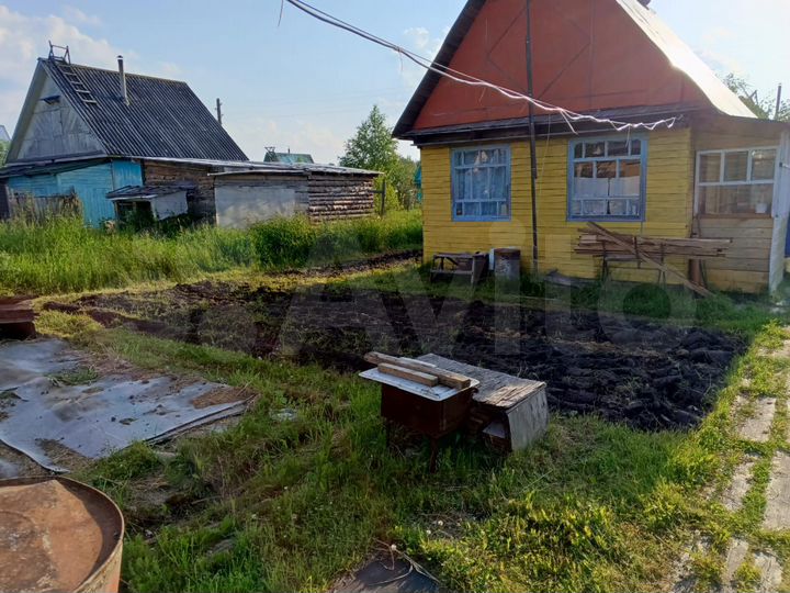 Дача 20 м² на участке 6 сот.