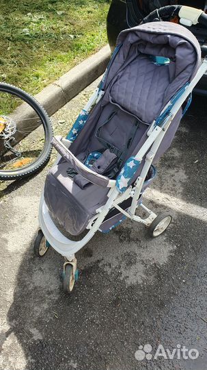 Коляска прогулочная + накидка для ног + от дождя