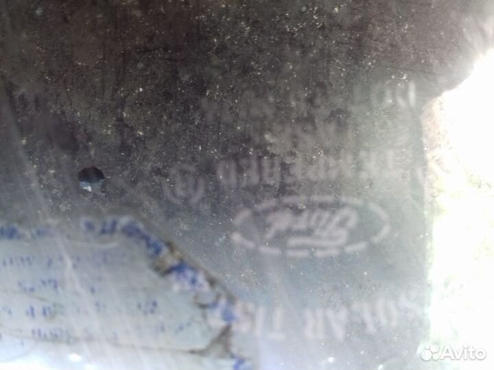 Ford Focus 1 стекло передней двери Форд Фокус 1