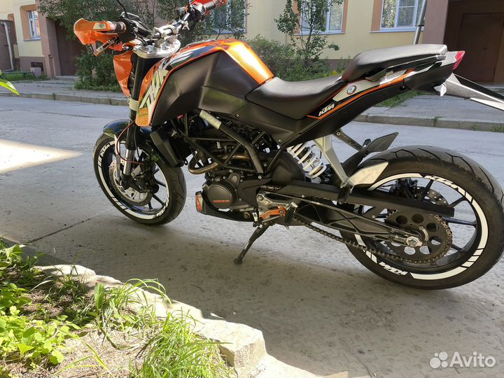 KTM Duke 125