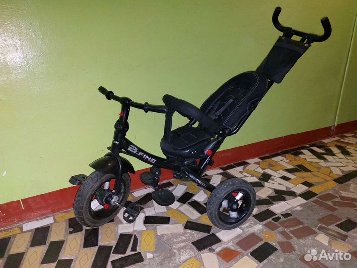 Детский трёхколёсный велосипед