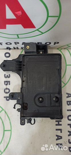 Площадка под акб Mitsubishi Colt Z34A 4A90 2006