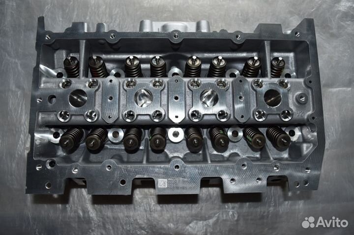 Новая гбц в сборе Octavia Golf Polo 04E103065P