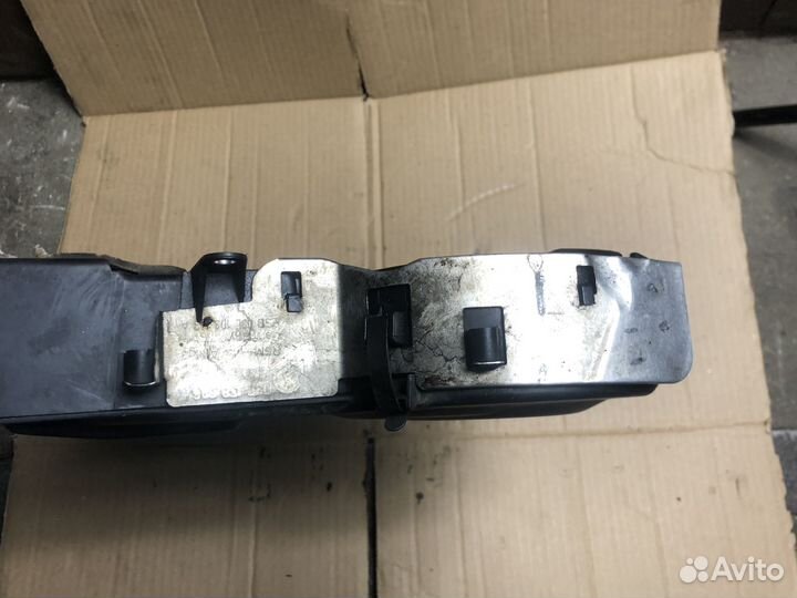 Кожух ремня грм Volkswagen Tiguan 08-17