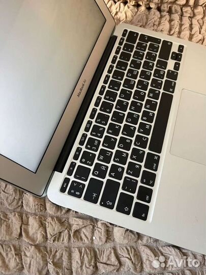 Очень редкий apple macbook AIR core I7 1.8ghz /4gb