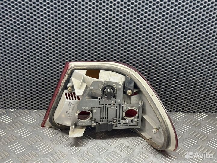 Фонарь Mercedes-Benz W210