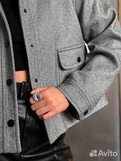 Пиджак угороченный теплый. Жакет женский