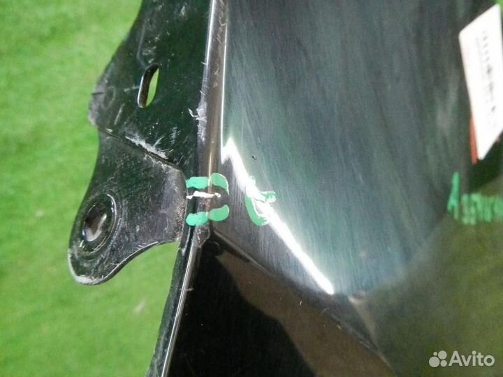 Крыло переднее левое Land Rover Discovery V