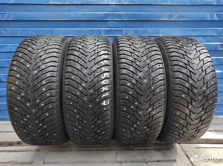 Nokian Tyres Hakkapeliitta 8 225/50 R17 94T