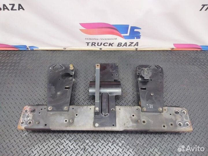 1699955 Кронштейн перекидок Daf XF105