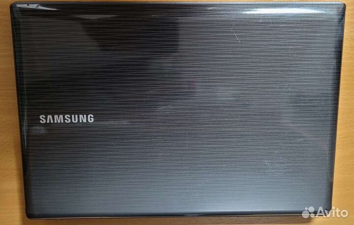 Hоутбук Samsung r428