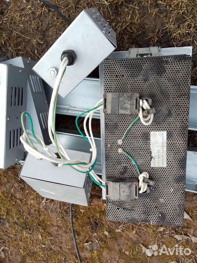 Светильник потолочный бу напровление света