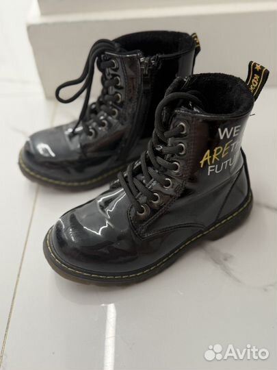 Ботинки демисезонные 27 размер черные