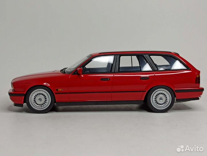 Bmw M5 E34 Touring Red 1:18 Ottomobile