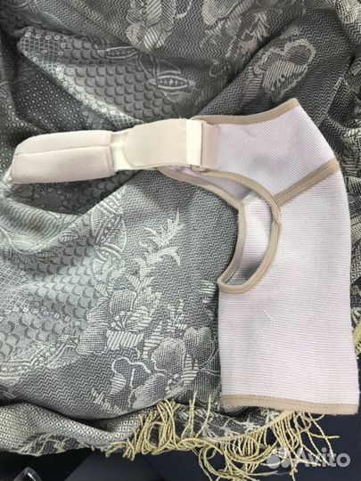 Бандаж на плечевой сустав