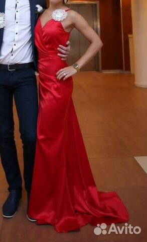 Вечернее платье