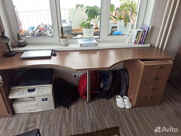 Комлект мебели в детскую